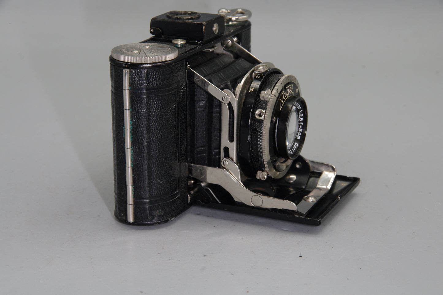 Nagel Vollenda 127 Folding Camera Tessar 5cm f2.8 Lens Vintage German