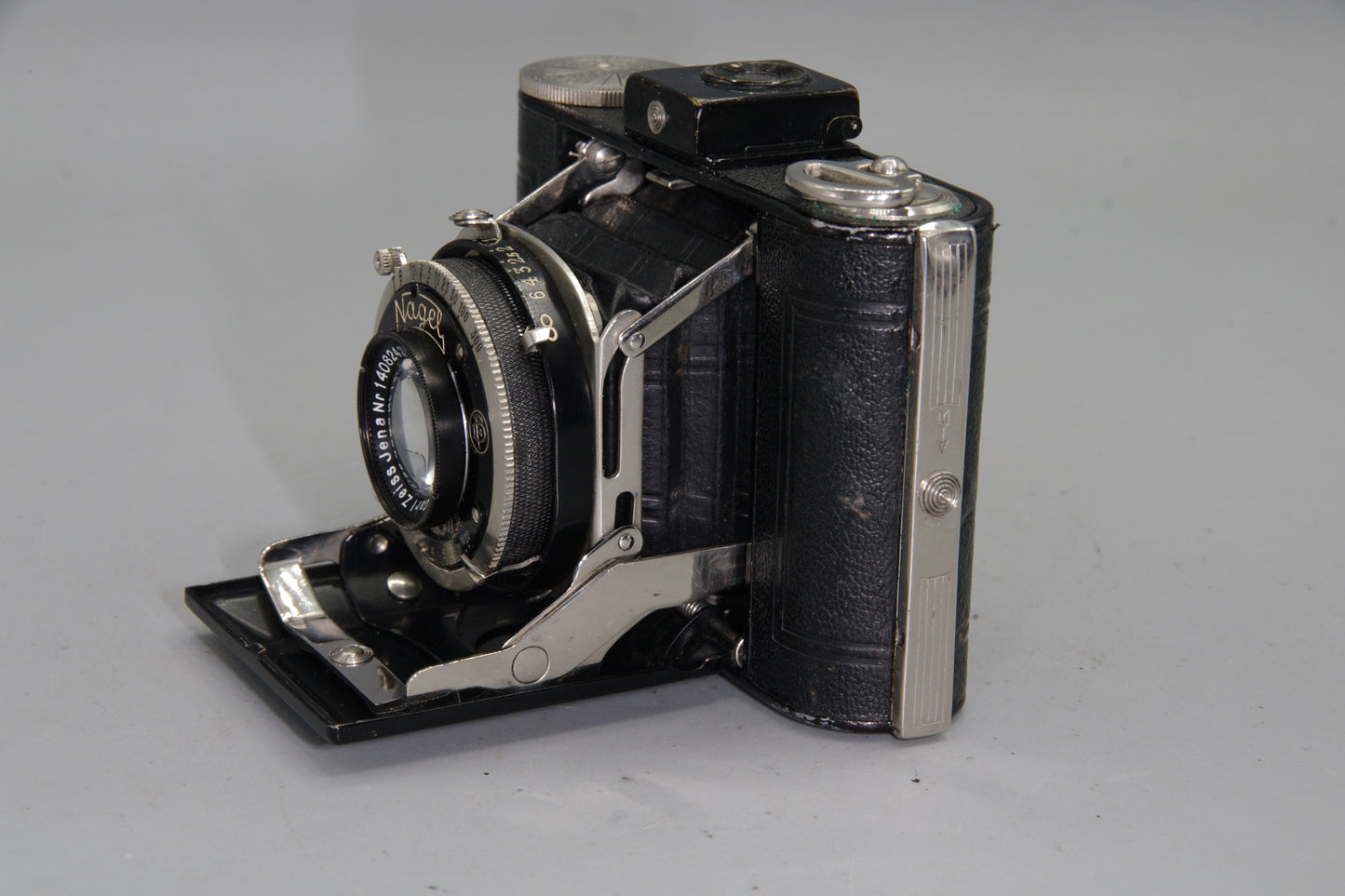 Nagel Vollenda 127 Folding Camera Tessar 5cm f2.8 Lens Vintage German