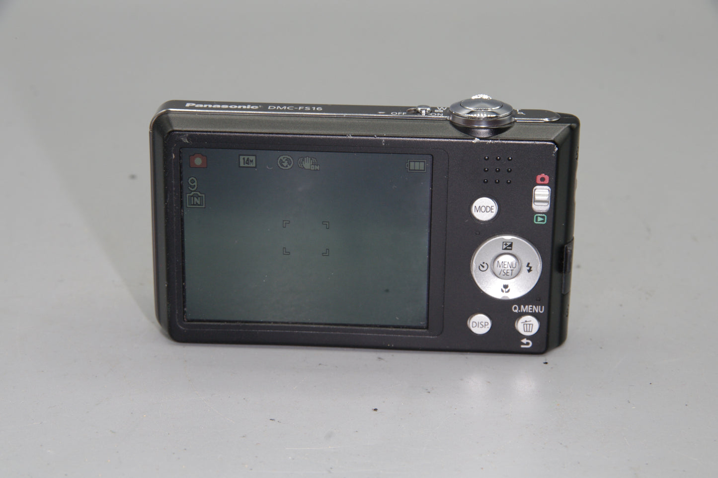 Panasonic Lumix DMC-FS16 14.1MP Digital Camera – Leica Lens, Excellent