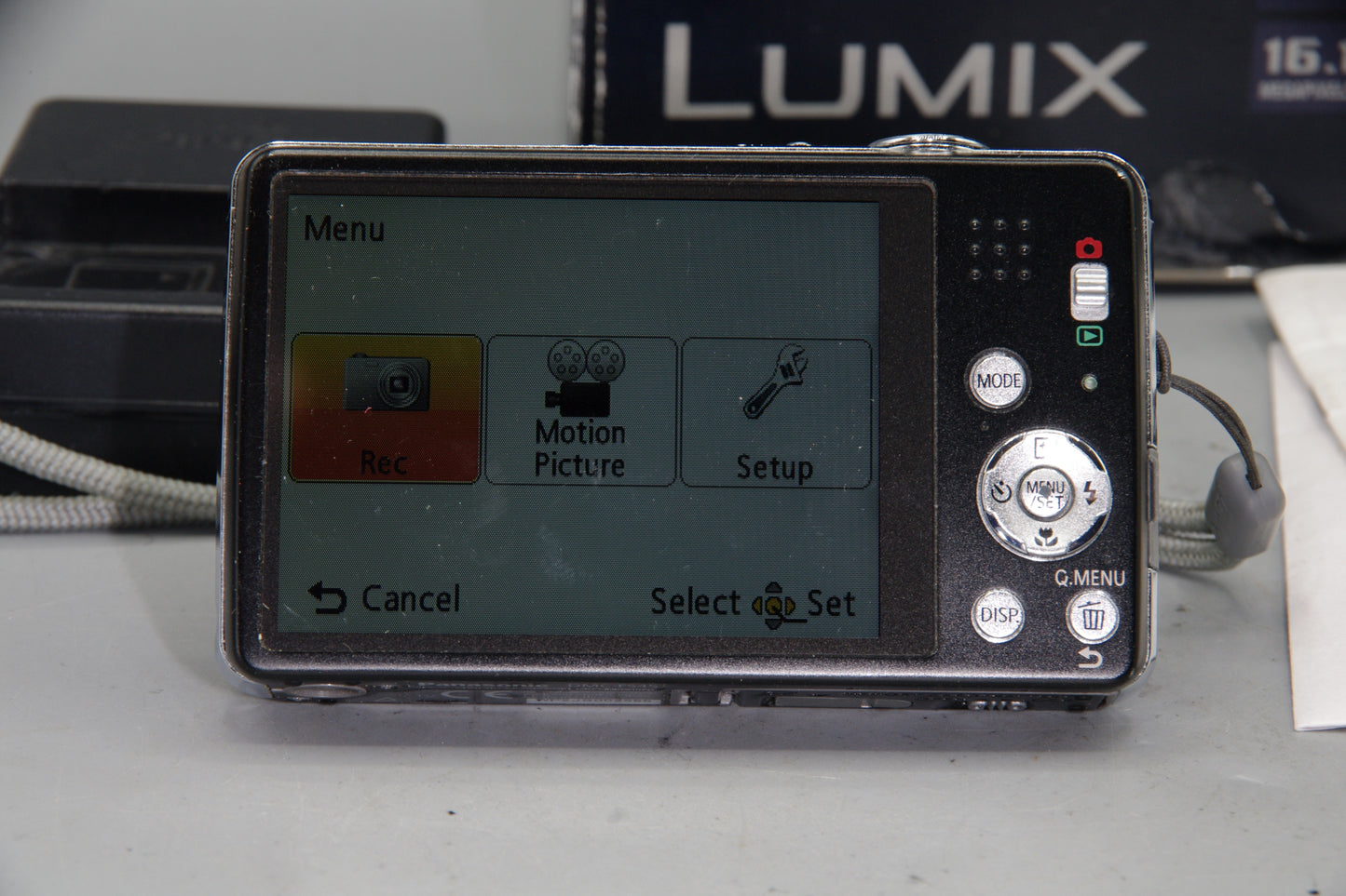 Panasonic Lumix DMC-FS45 16MP Digital Camera – Boxed, Leica Lens, Tested