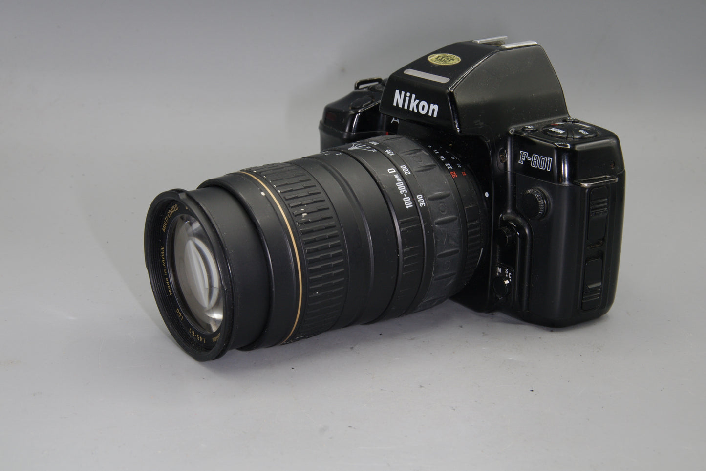 Nikon F-801 Auto Focus 35mm SLR  with 100-300mm Quantaray Lens