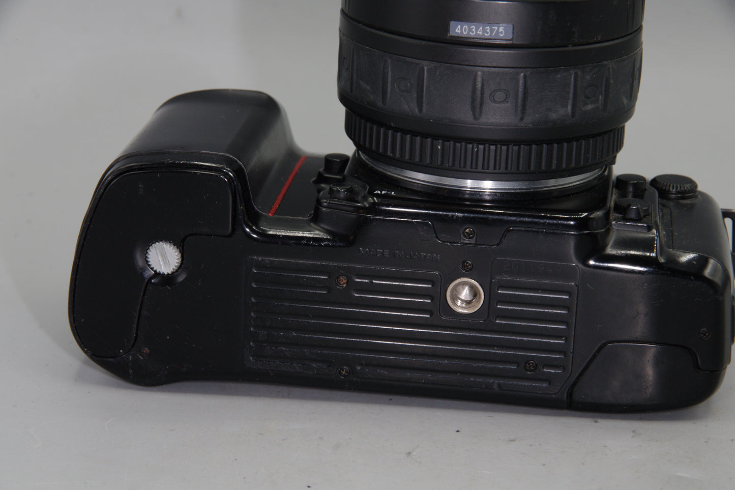 Nikon F-801 Auto Focus 35mm SLR  with 100-300mm Quantaray Lens