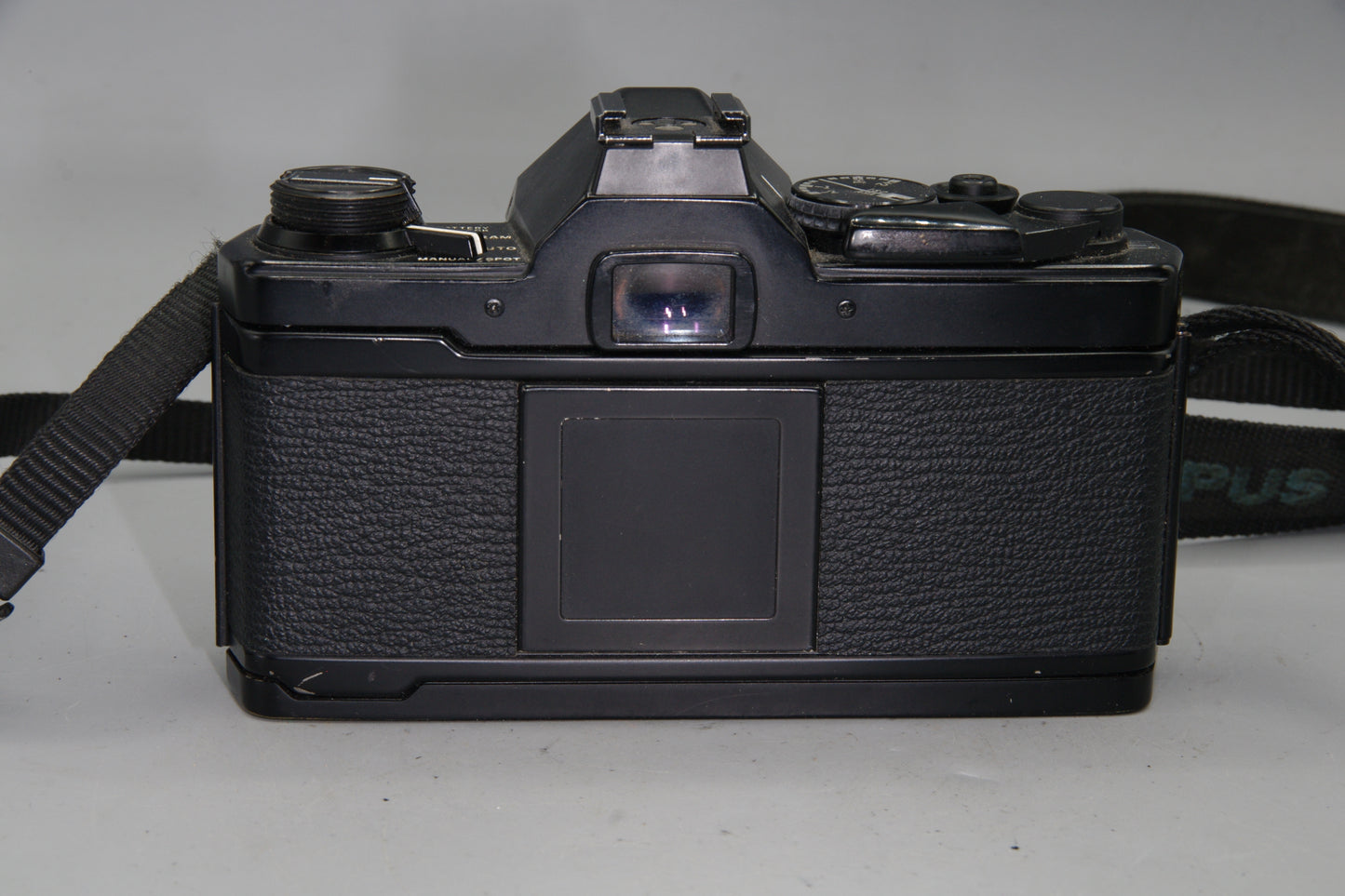 Olympus OM-2 Spot/Program 35mm SLR + Zuiko 50mm f/1.8 Lens  - Tested