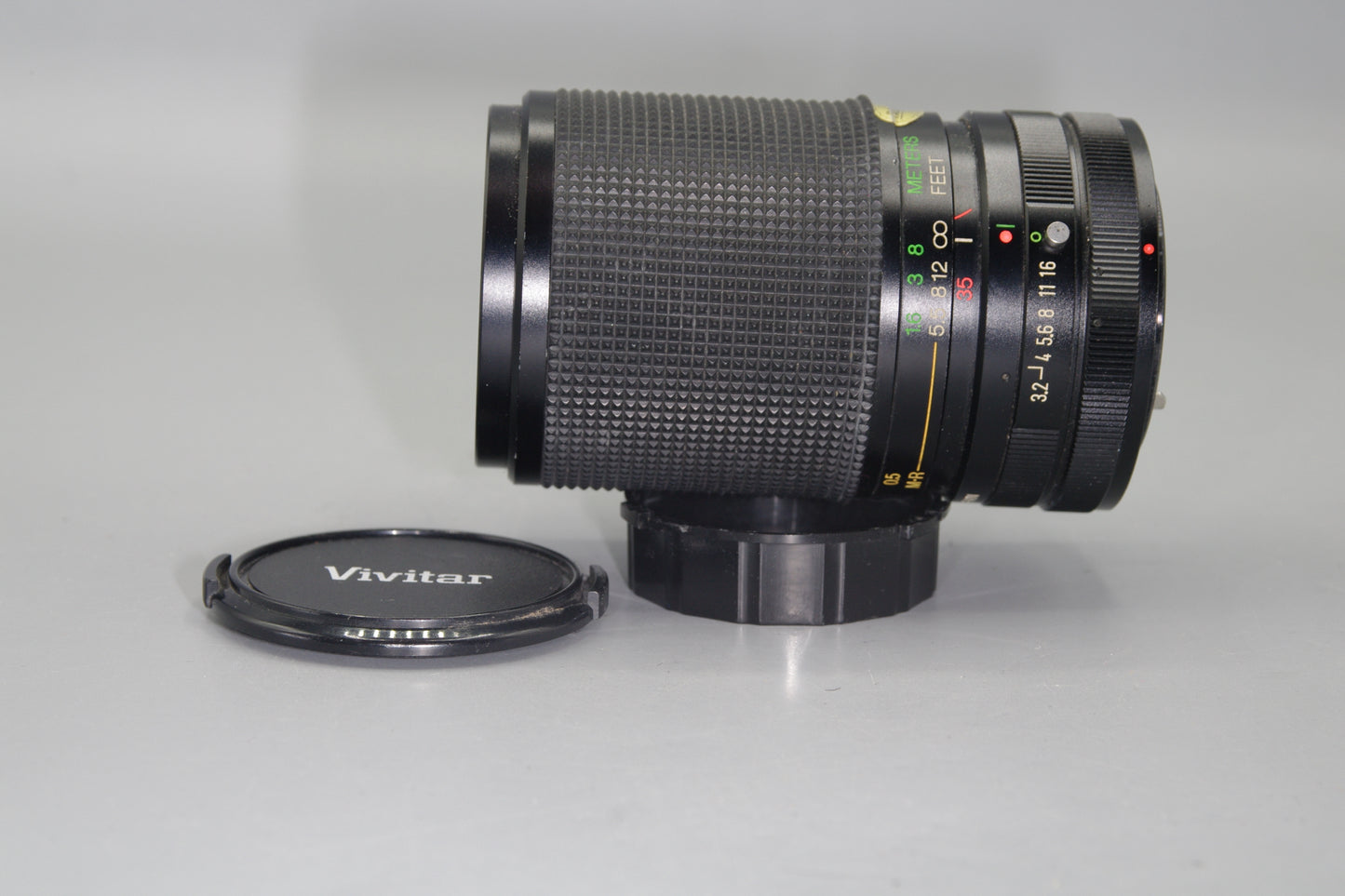 Vivitar Macro 35-105mm F/3.2-5 Lens -Canon FD Mount - Excellent