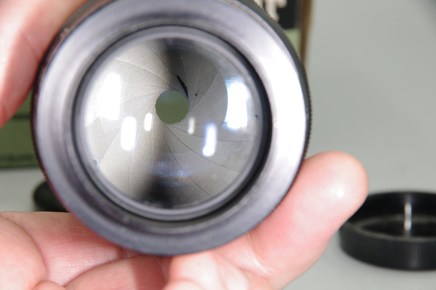 Vivitar 85mm F/1.8 Lens – T2 Mount – Excellent – Vintage Boxed