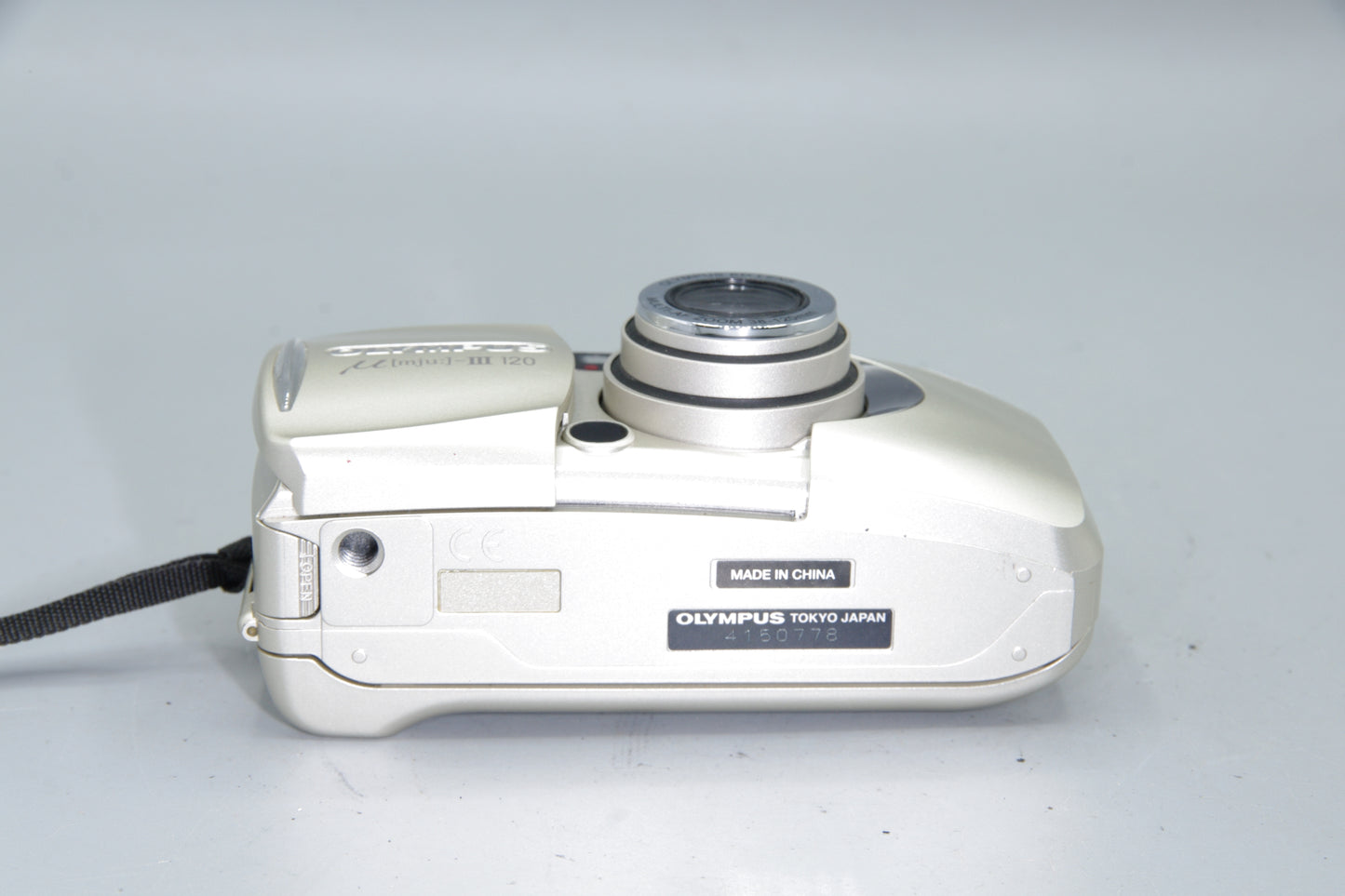 Olympus MJU III Zoom 120 35mm Film Camera – Compact All Weather - Excellent