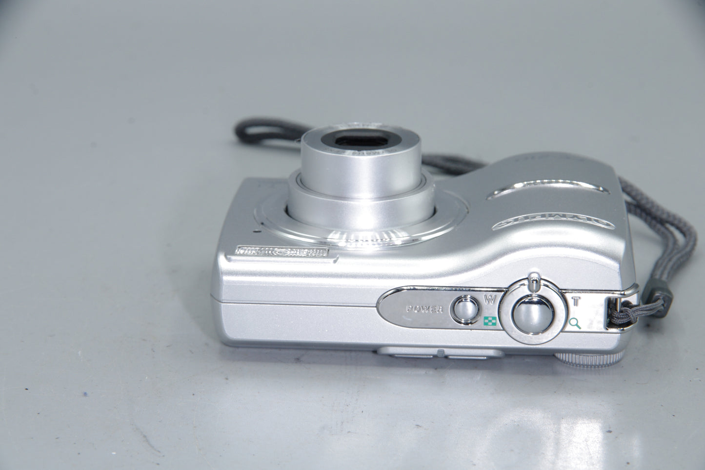 Olympus FE-210 Digital Camera – 7MP, 3x Zoom, Compact, AA, Tested