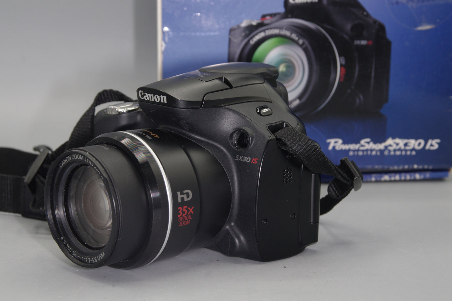 Canon PowerShot SX30IS 14.1MP 35X Opt Zoom Digital Camera Boxed - EXC