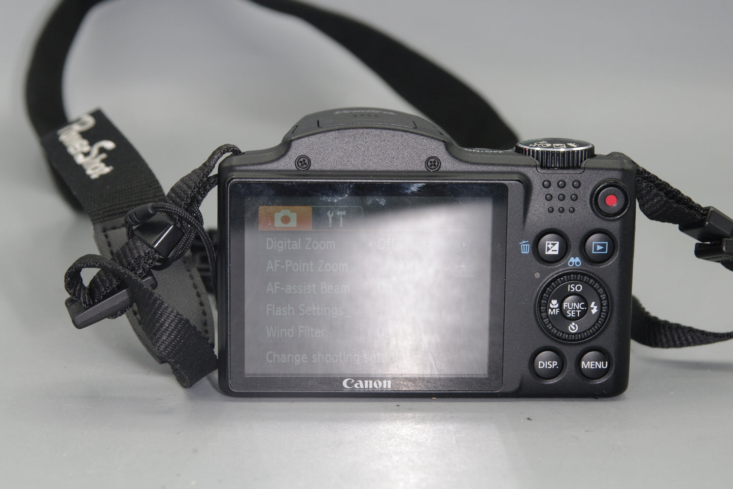 Canon PowerShot SX500IS 16MP 30X Opt Zoom Digital Camera and Case