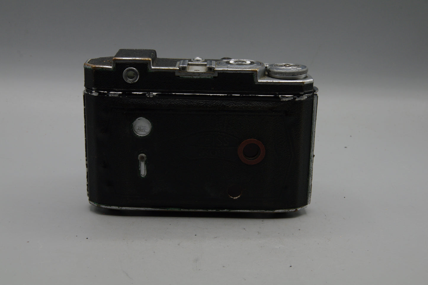 Zeiss Ikon Super Ikonta 532/16 – 6x6 – Tessar 8cm f/2.8 – Folding RF