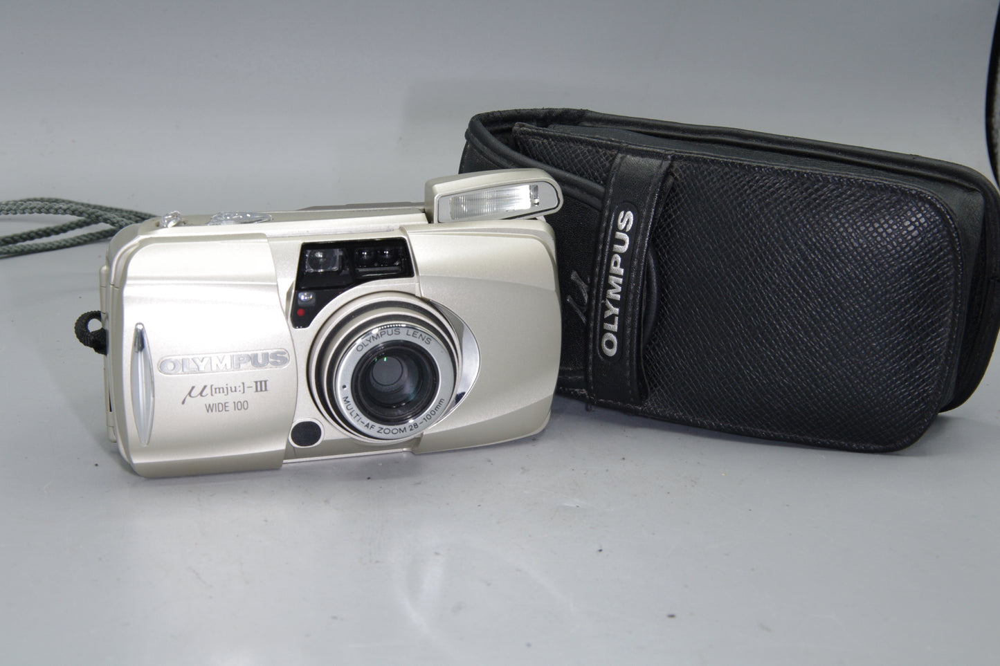 Olympus MJU Zoom III Wide 100 35mm Camera 28–100mm Lens Compact Tested