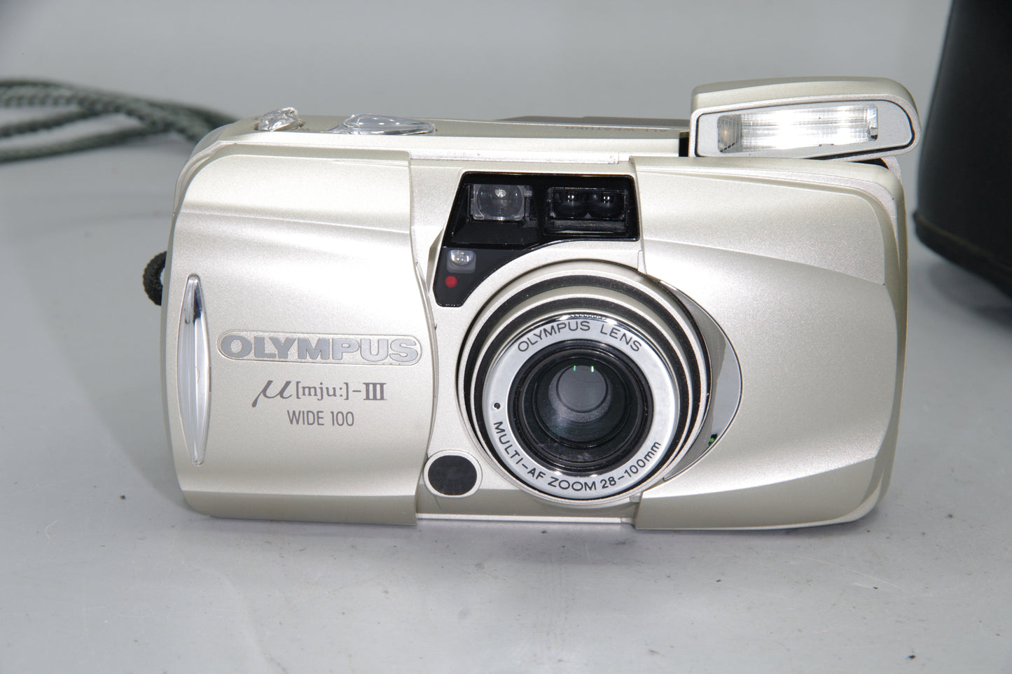 Olympus MJU Zoom III Wide 100 35mm Camera 28–100mm Lens Compact Tested