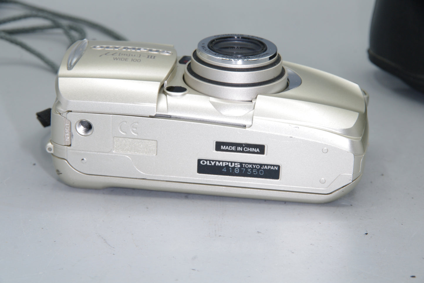 Olympus MJU Zoom III Wide 100 35mm Camera 28–100mm Lens Compact Tested