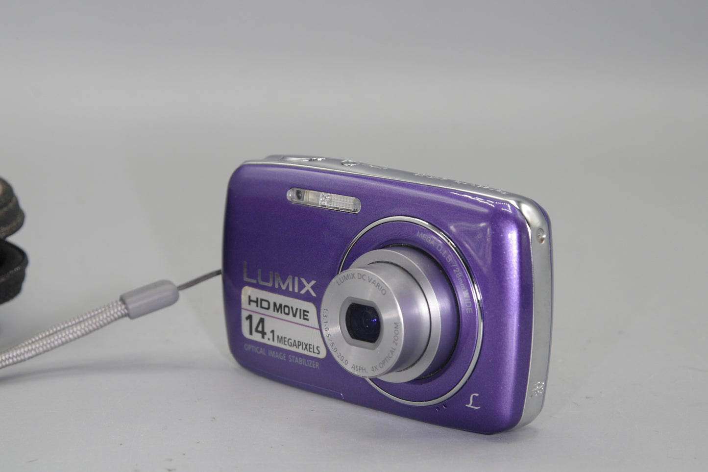 Purple Panasonic Lumix DMC-S3 14.1MP Digital Compact - Excellent