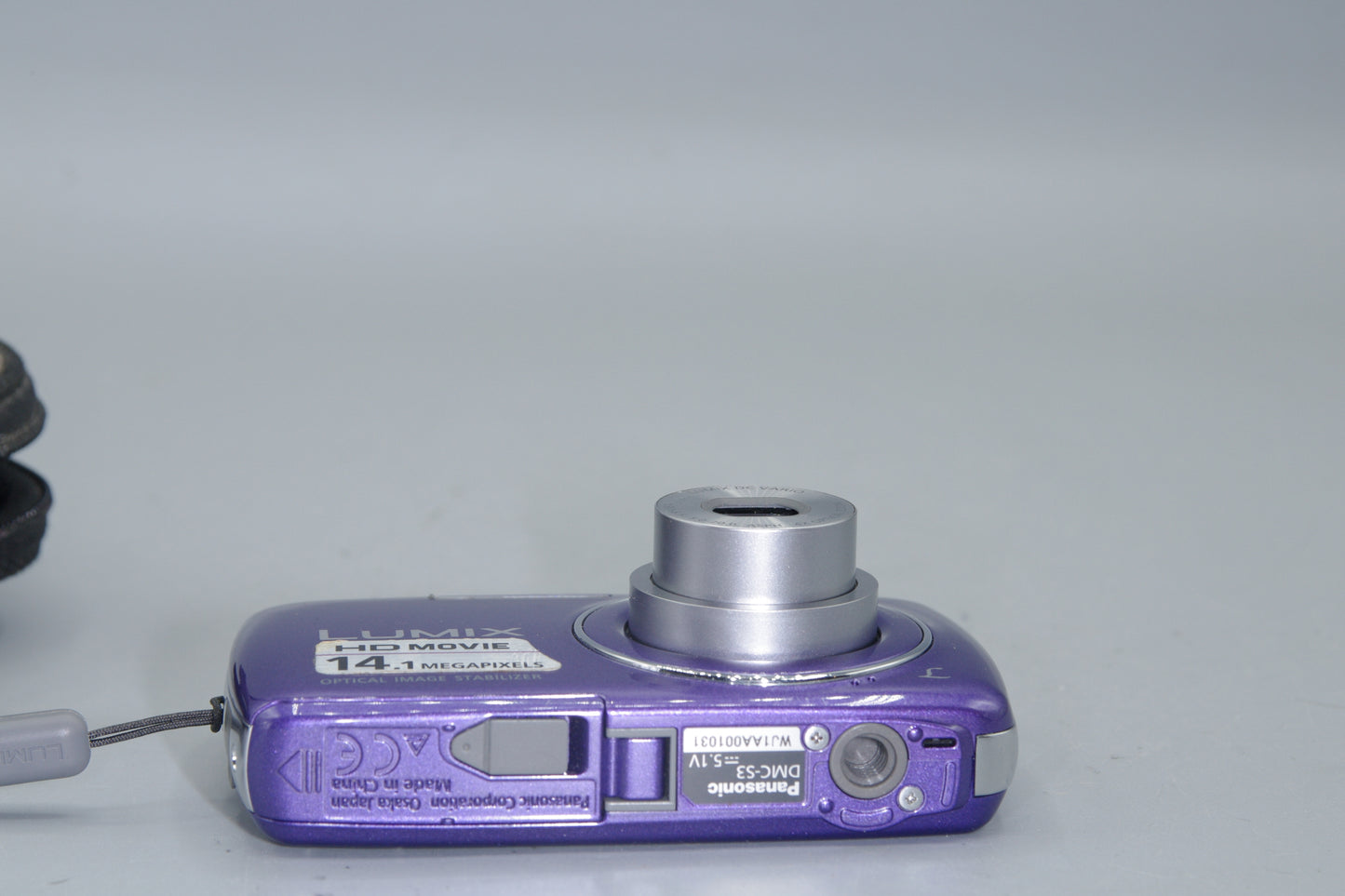 Purple Panasonic Lumix DMC-S3 14.1MP Digital Compact - Excellent
