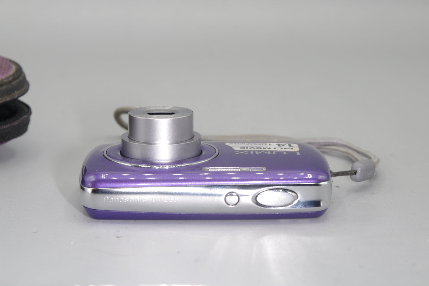 Purple Panasonic Lumix DMC-S3 14.1MP Digital Compact - Excellent
