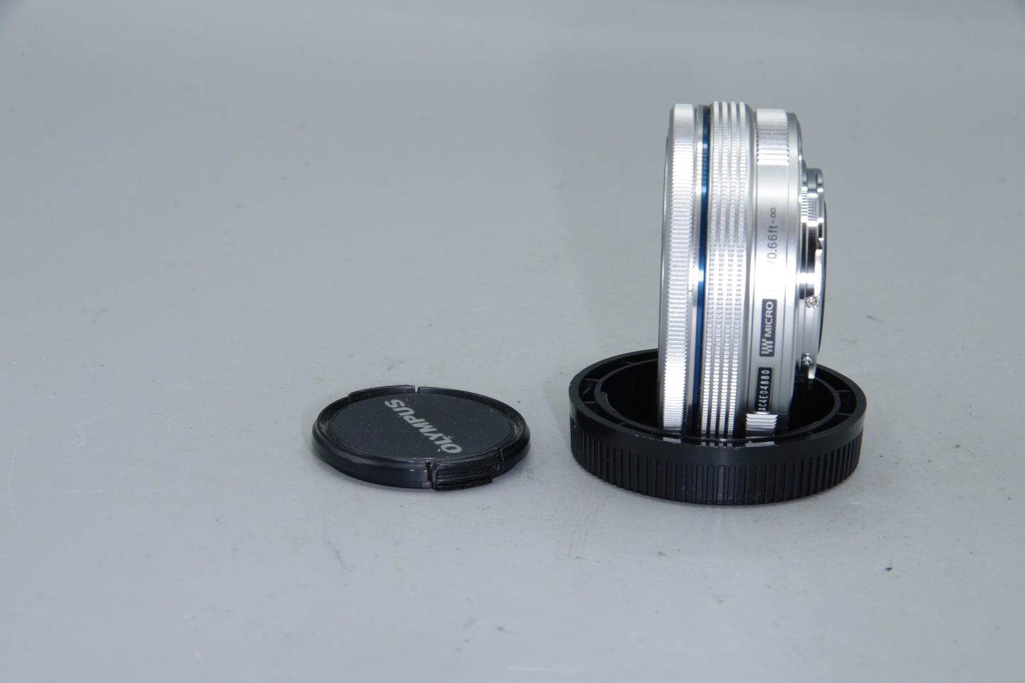 Olympus M.Zuiko 14–42mm f/3.5–5.6 Pancake Lens Micro Four Thirds EXC