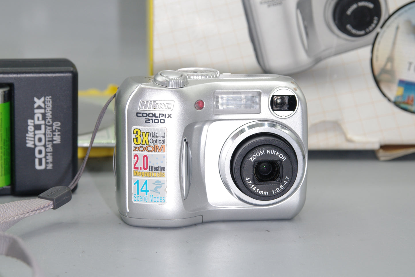 Boxed Nikon Coolpix 2100 2.0MP 3x Digital Compact Camera with CF - Excellent