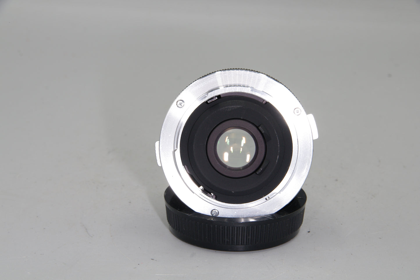 Olympus Zuiko Auto-W 28mm f/2.8 Wide Angle Lens – OM Mount – EXC Tested