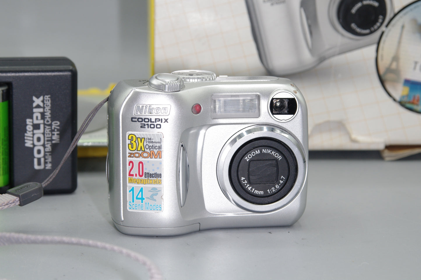 Boxed Nikon Coolpix 2100 2.0MP 3x Digital Compact Camera with CF - Excellent