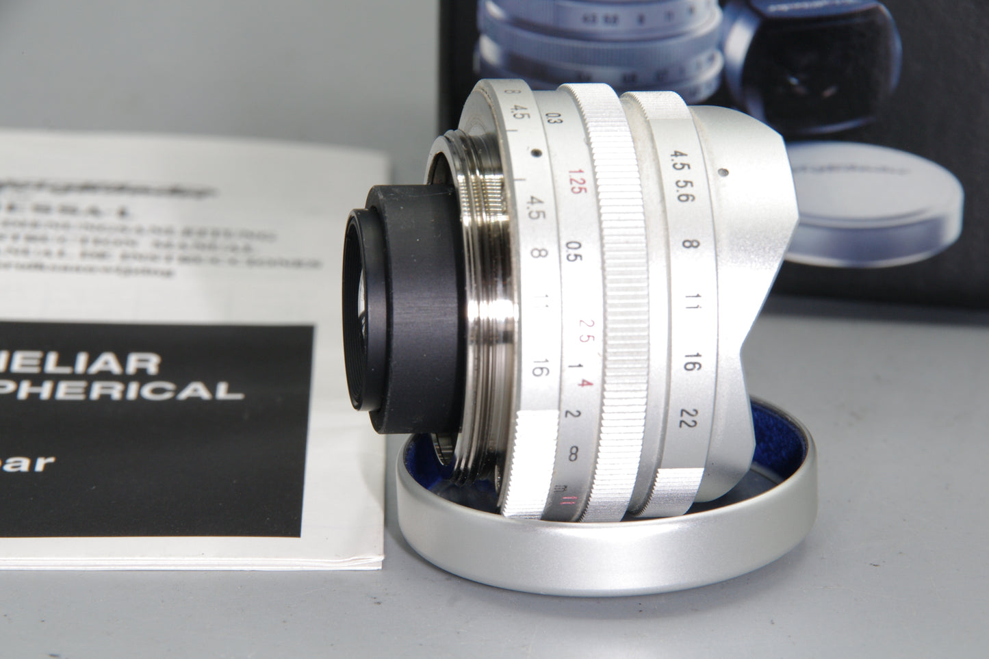 Voigtländer Heliar 15mm f/4.5 Aspherical Lens + Finder -L39 Mount - Mint