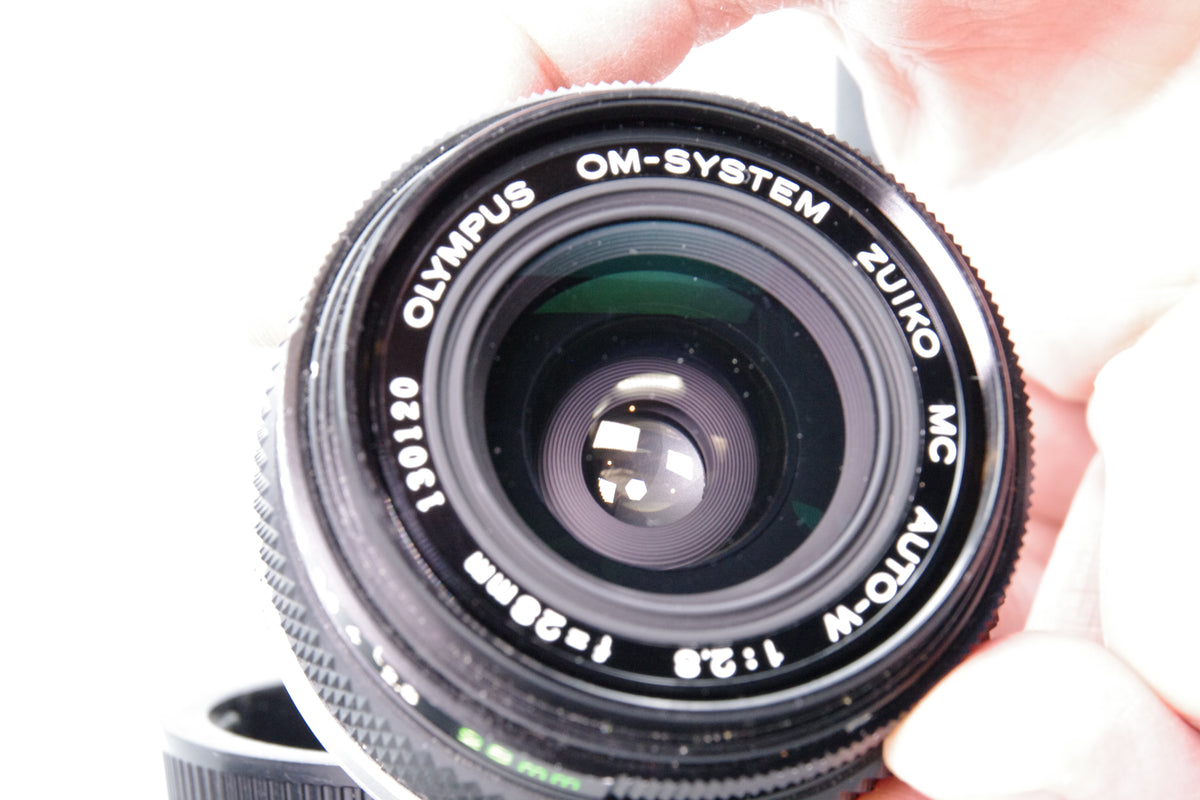 Olympus Zuiko Auto-W 28mm f/2.8 Wide Angle Lens & Case – Excellent
