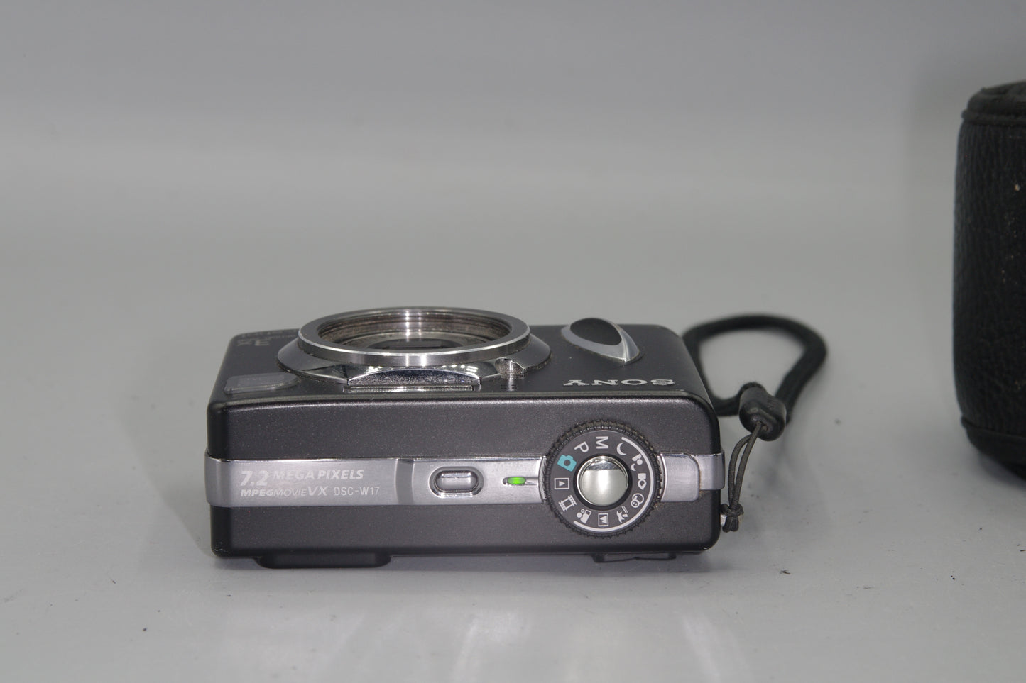 Sony DSC-W17 7.2MP Digital Compact Camera and Leather Case