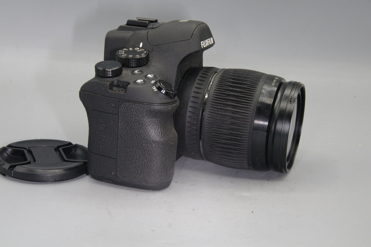 Fujifilm X-S1 Bridge Camera – 26x Zoom – EXR CMOS – EXC – Tested