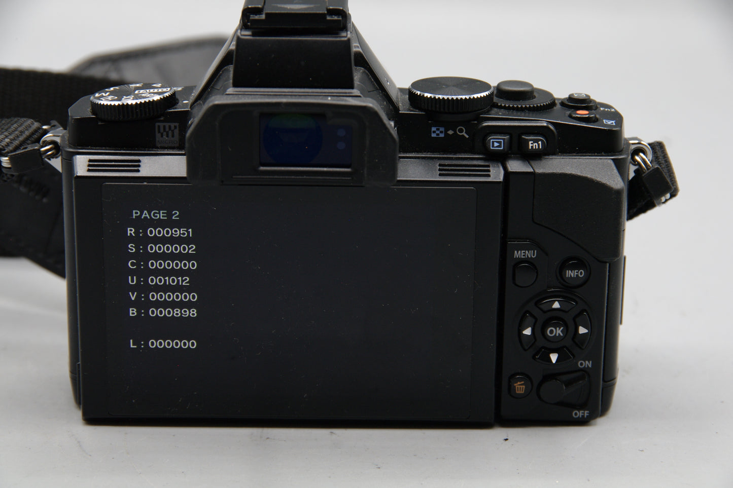 Olympus OM-D E-M5 Body – Boxed – Shutter Count 951 – M4/3 - Mint