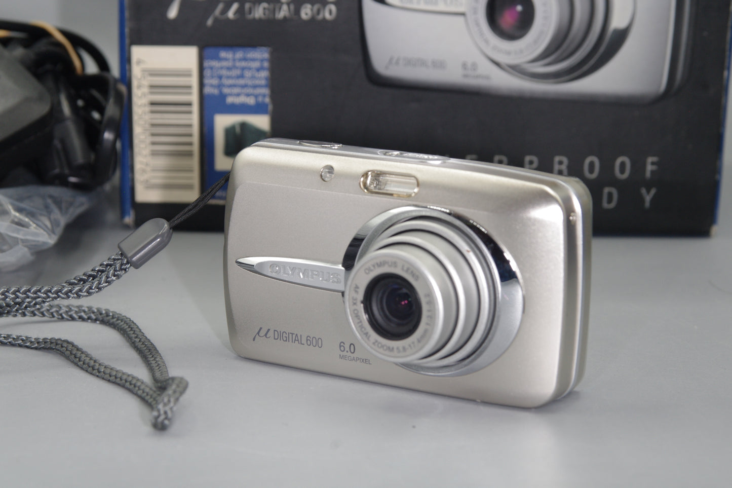Olympus MJU 600 Digital 6.0MP Compact - Excellent Boxed