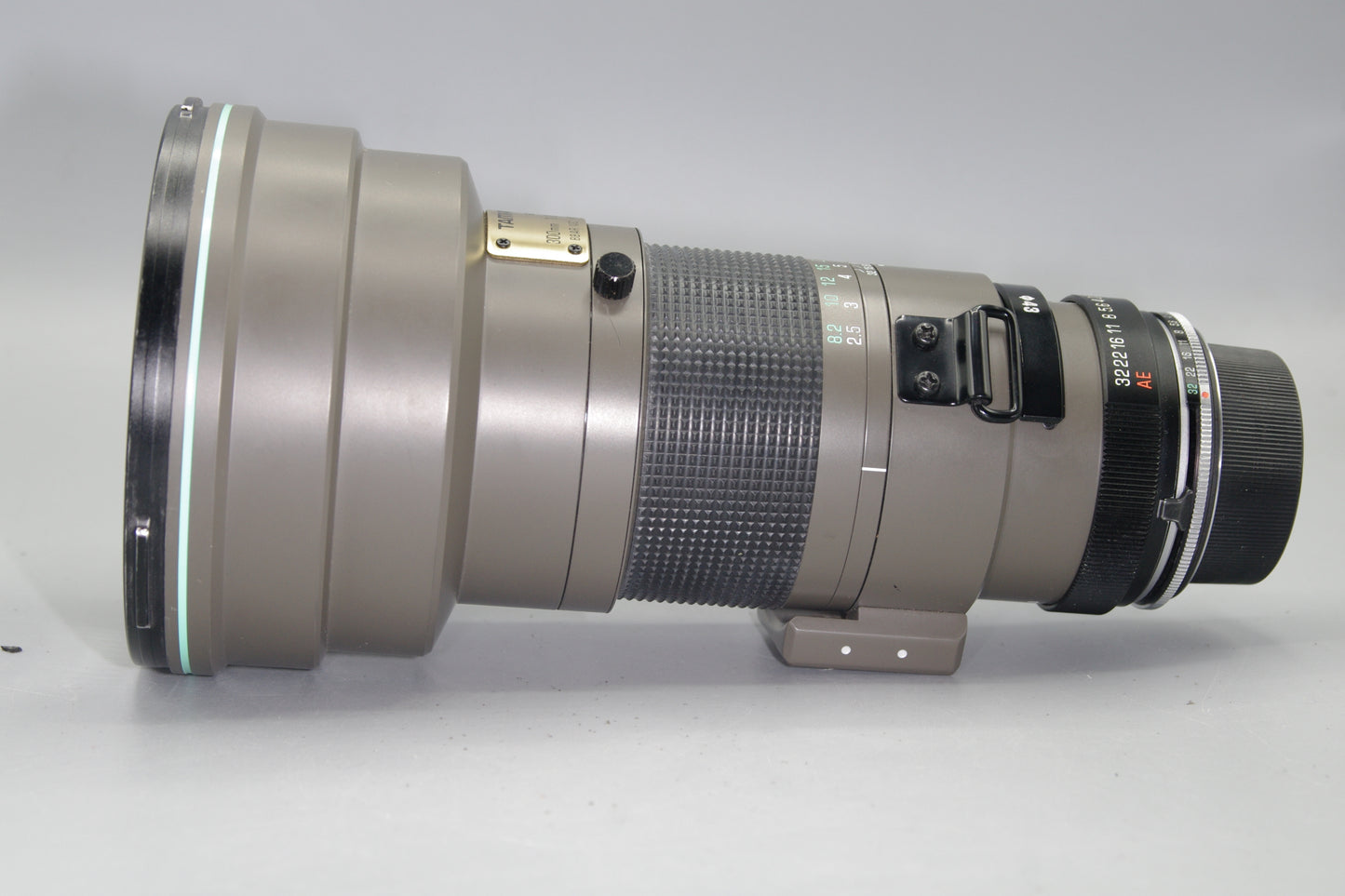 Tamron SP 300mm F/2.8 LD (IF) Lens 1.4 and 2.0 Teleconverters and case