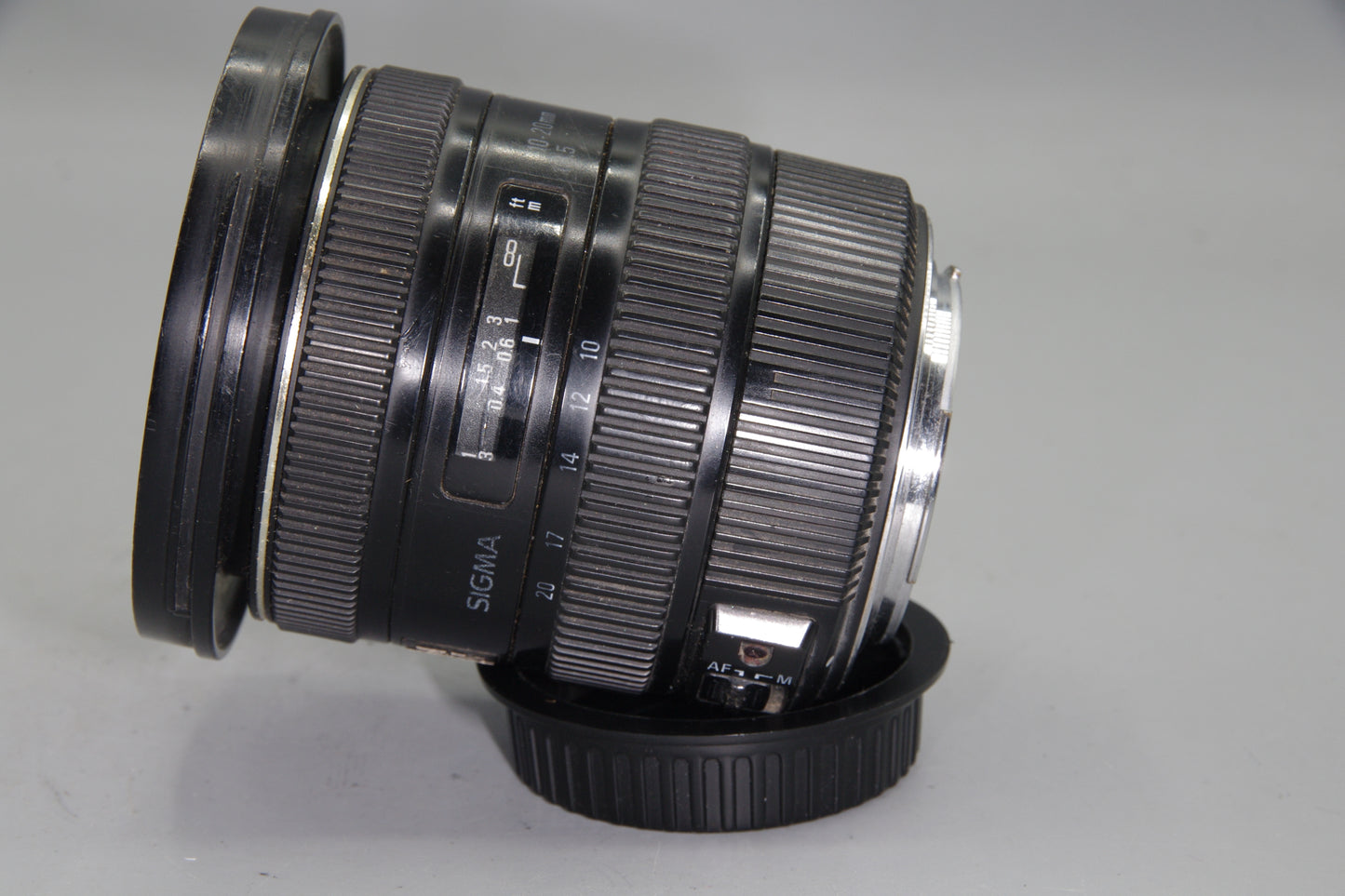 Sigma 10-20mm f/3.5 EX DC HSM Lens for Canon EF Mount - Good