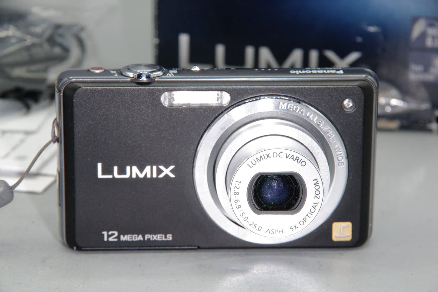 Panasonic Lumix DMC-FS9 Compact Digital Camera 12MP 5x Zoom OIS Black