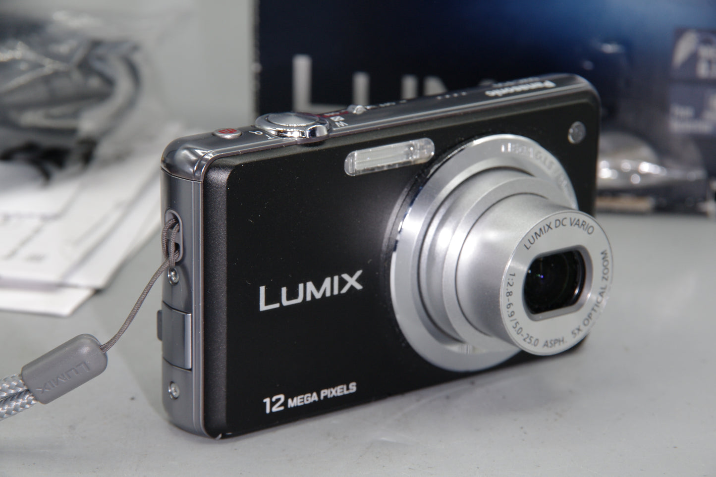 Panasonic Lumix DMC-FS9 Compact Digital Camera 12MP 5x Zoom OIS Black