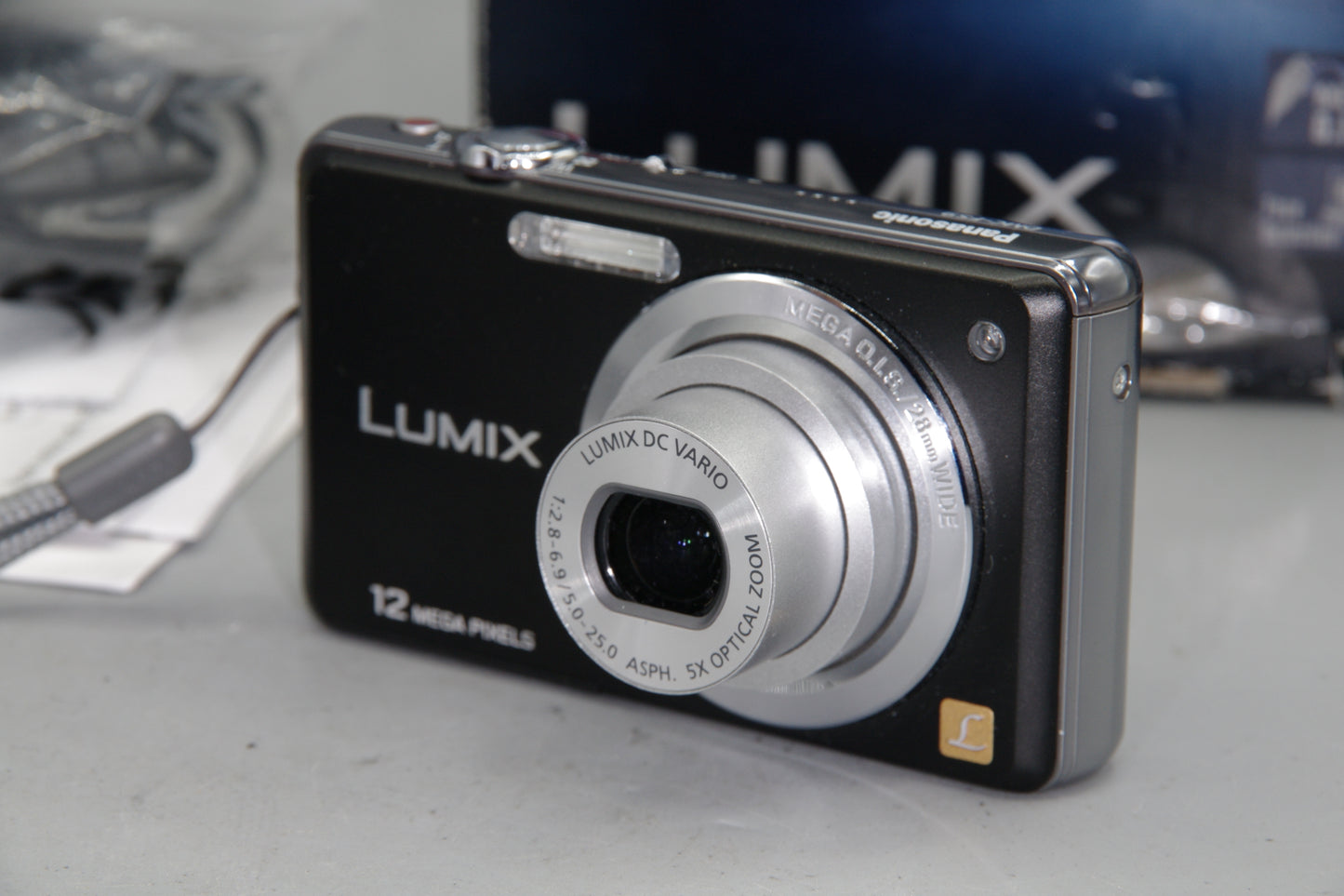 Panasonic Lumix DMC-FS9 Compact Digital Camera 12MP 5x Zoom OIS Black