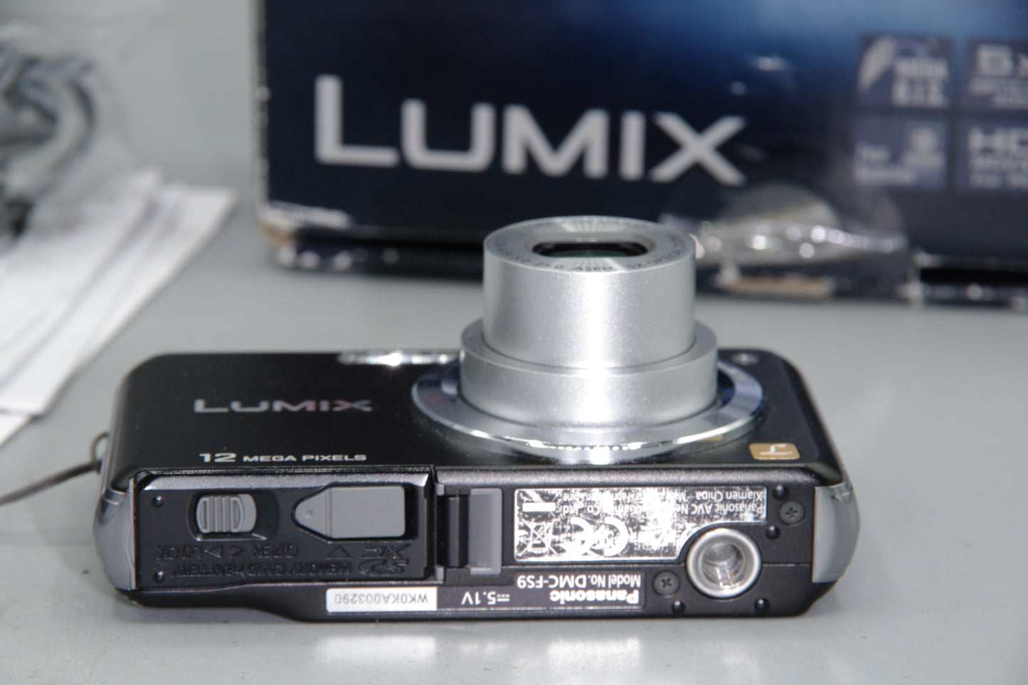 Panasonic Lumix DMC-FS9 Compact Digital Camera 12MP 5x Zoom OIS Black