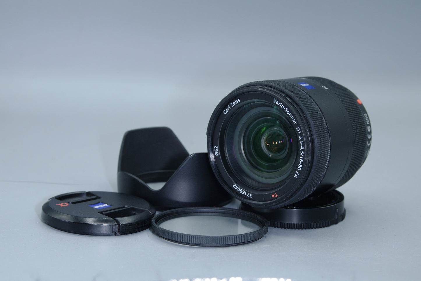 Carl Zeiss Vario-Sonnar 16-80mm F/3.5-4.5 DT ZA - A Mount Lens