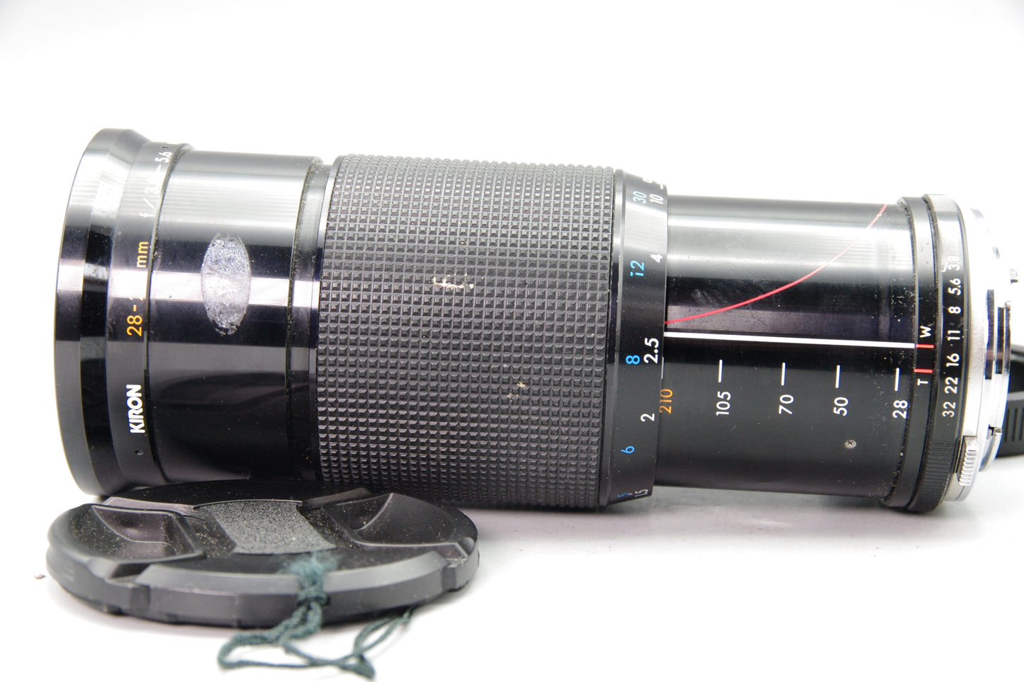 Kiron 28–210mm F3.8–5.6 Zoom Lens – Olympus OM Mount – MF – Excellent