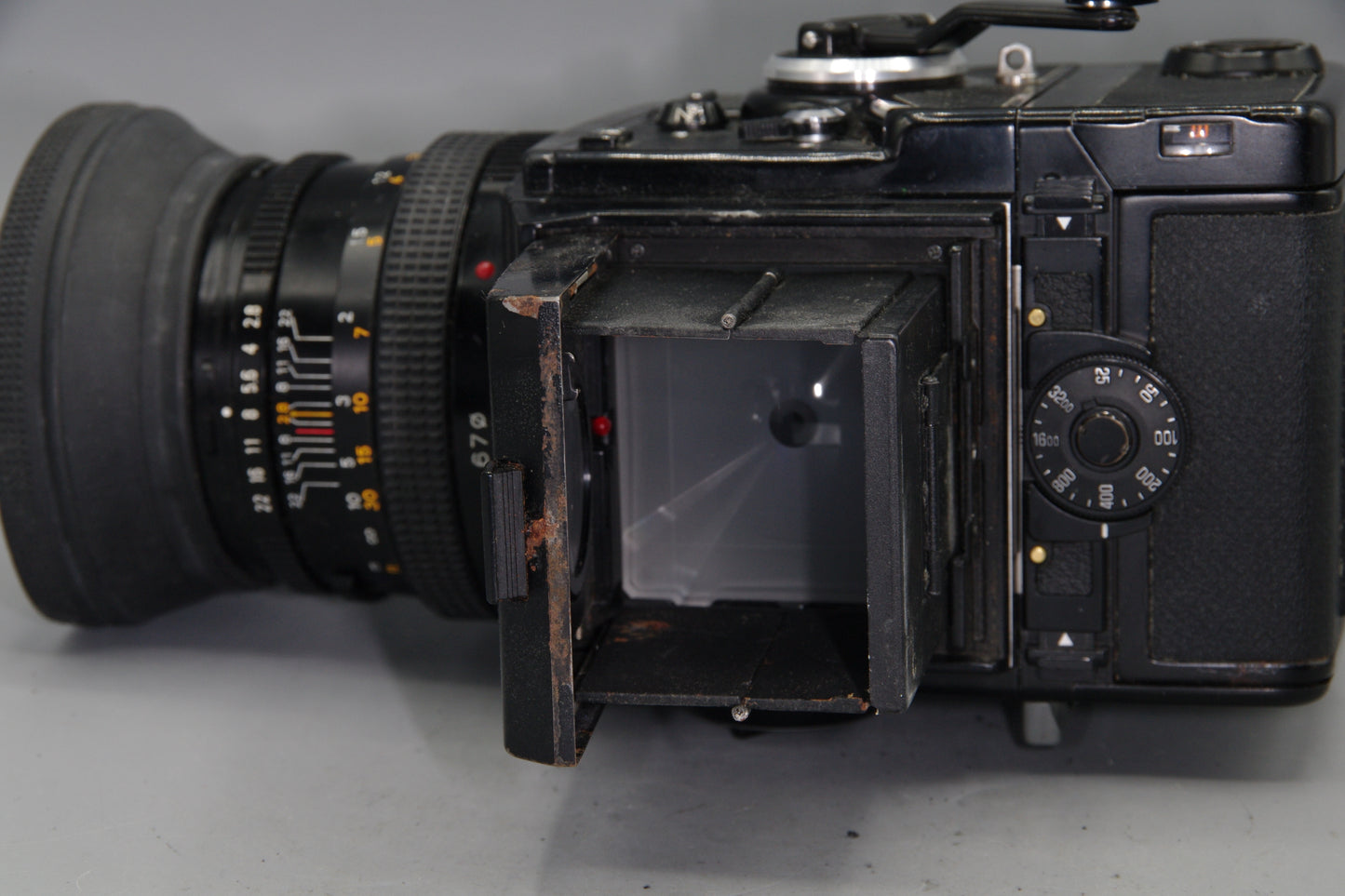 Zenza Bronica SQ-A Medium Format Camera with 80mm f/2.8 Lens 6×6 Format