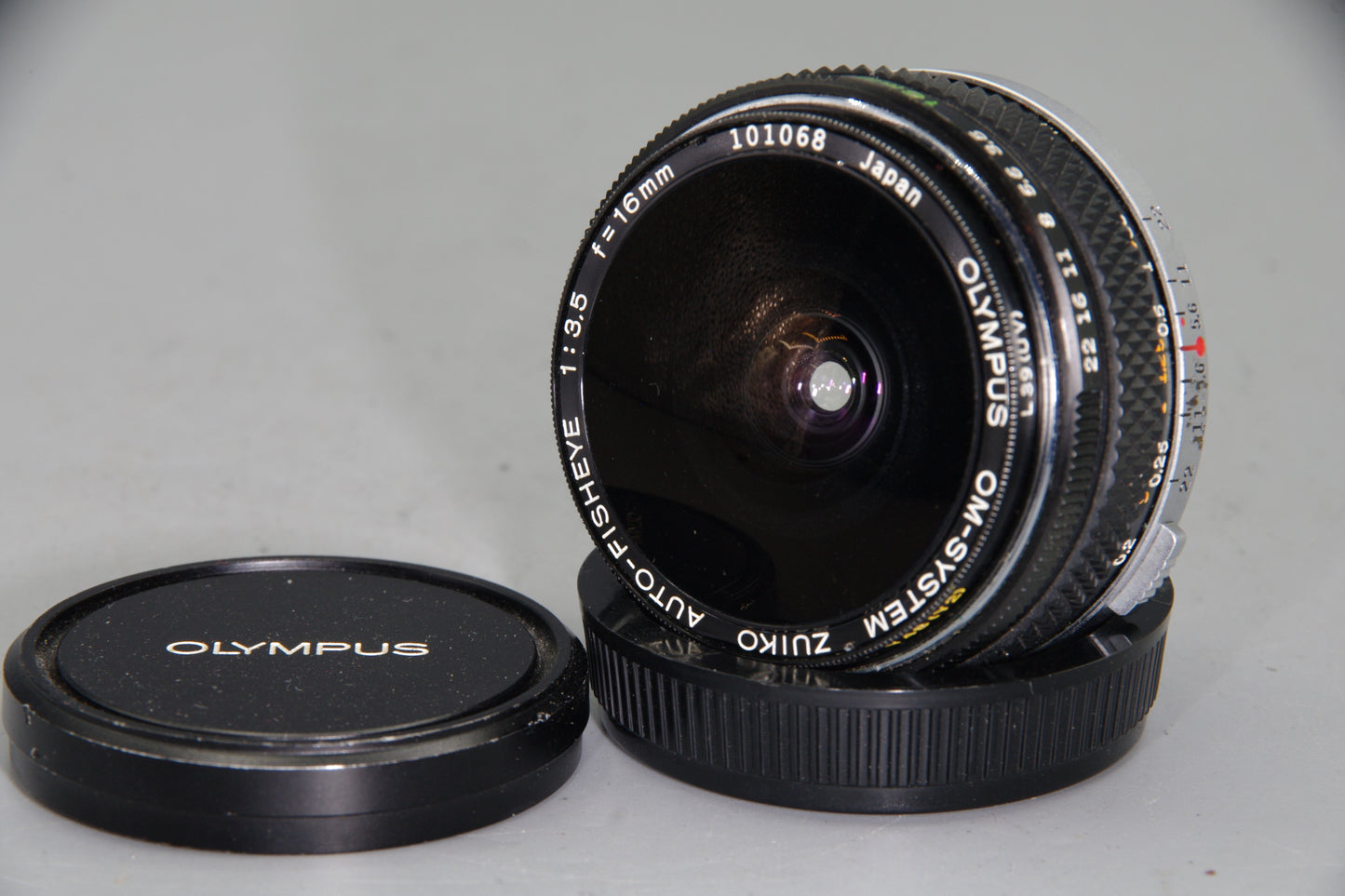 Olympus Zuiko Auto-Fisheye 16mm f/3.5 Lens for OM Mount