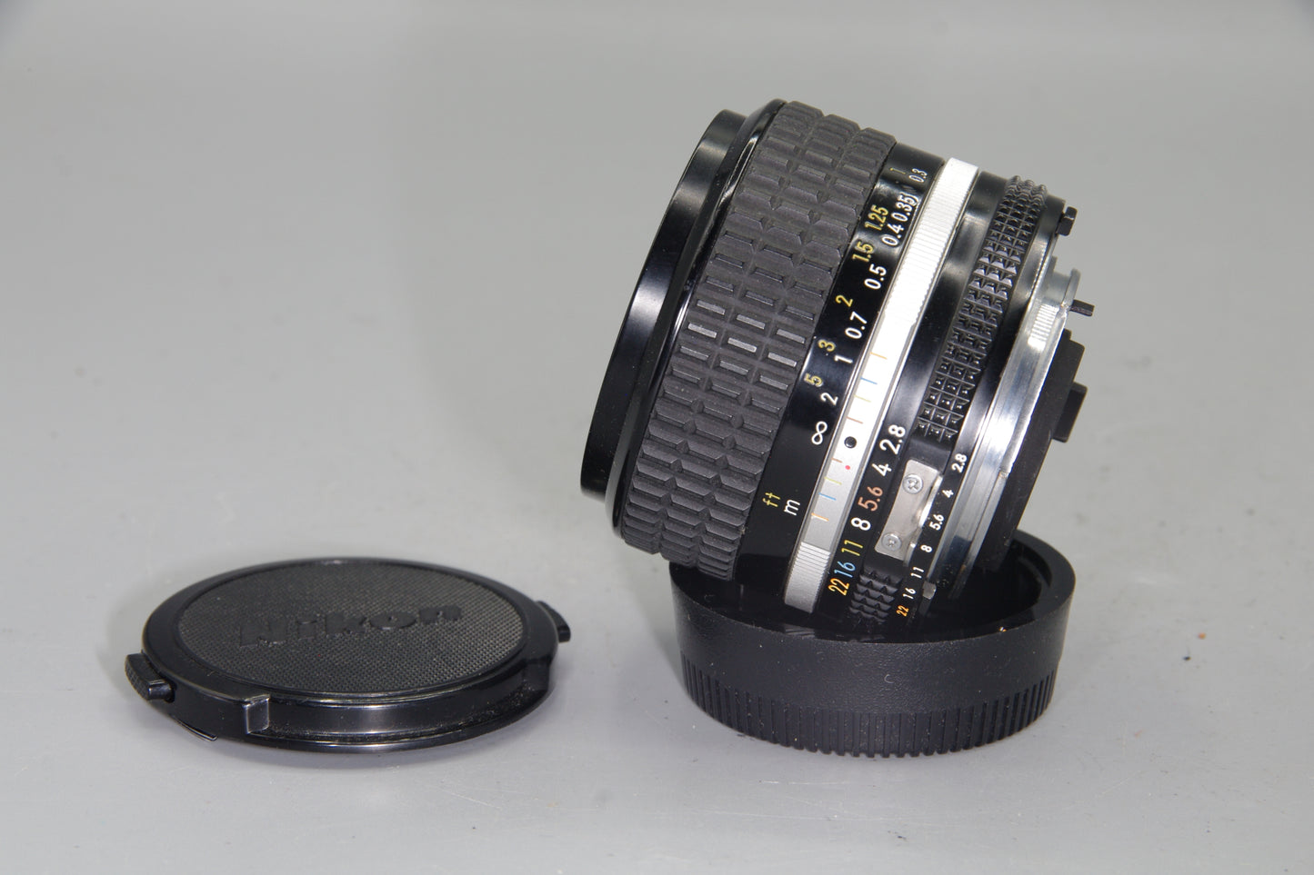 Nikon Nikkor 24mm f/2.8 AI-S Wide-Angle Lens – Front & Rear Caps Included