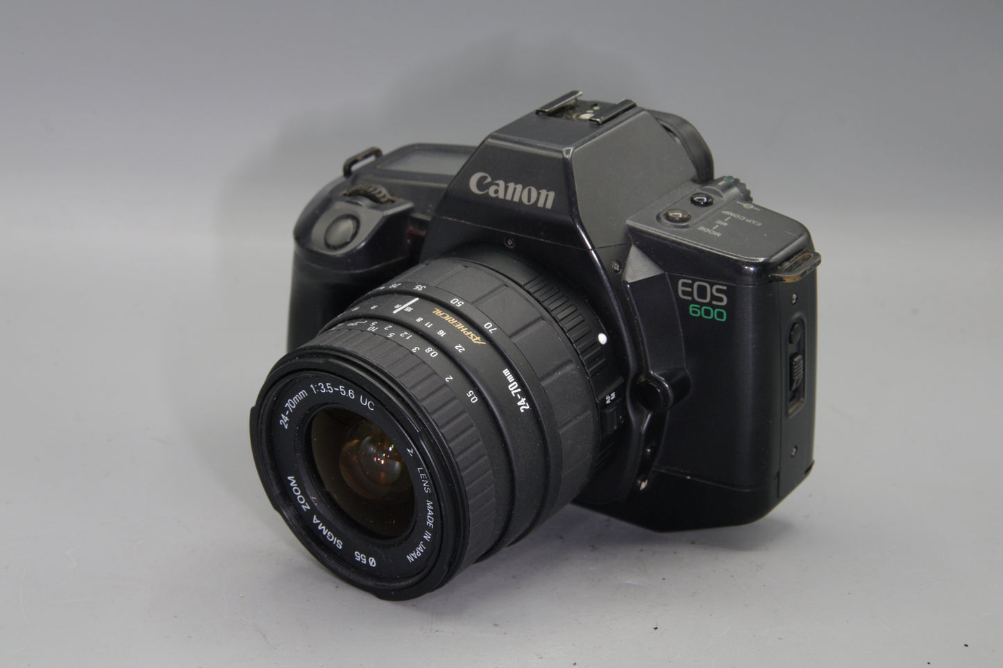 Canon EOS 600 35mm Film SLR + Sigma 24-70mm Lens - Tested and Working