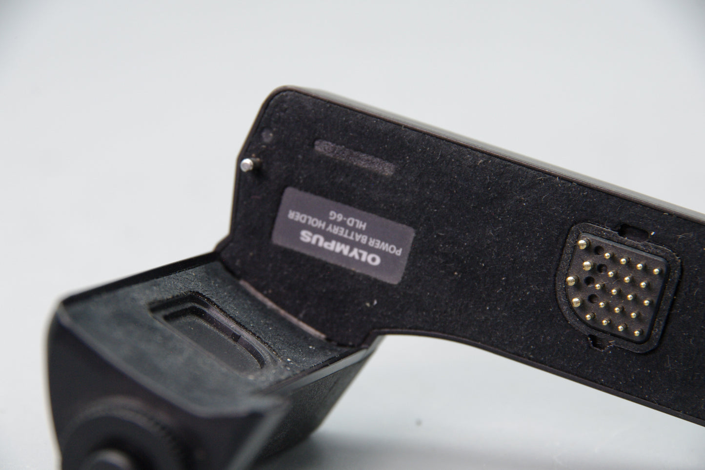 Olympus HLD‑6G Grip – Genuine Olympus – For OM‑D E‑M5 – Excellent
