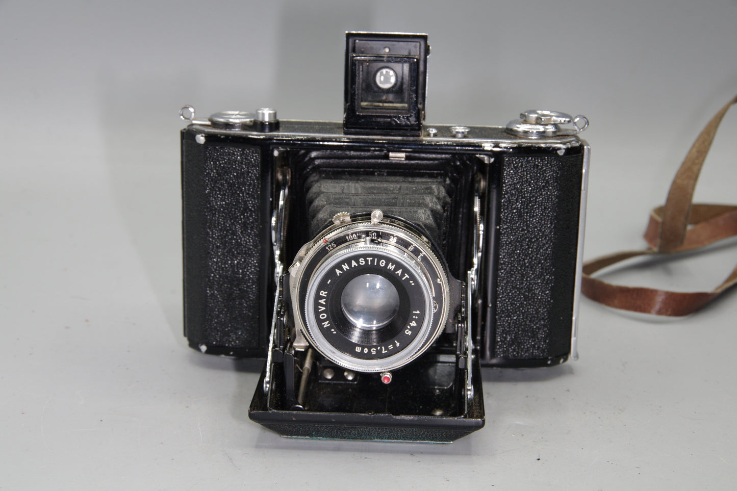 Zeiss Ikon Ikonta 520/16Zeiss Ikon Ikonta 520/16 Folding Camera