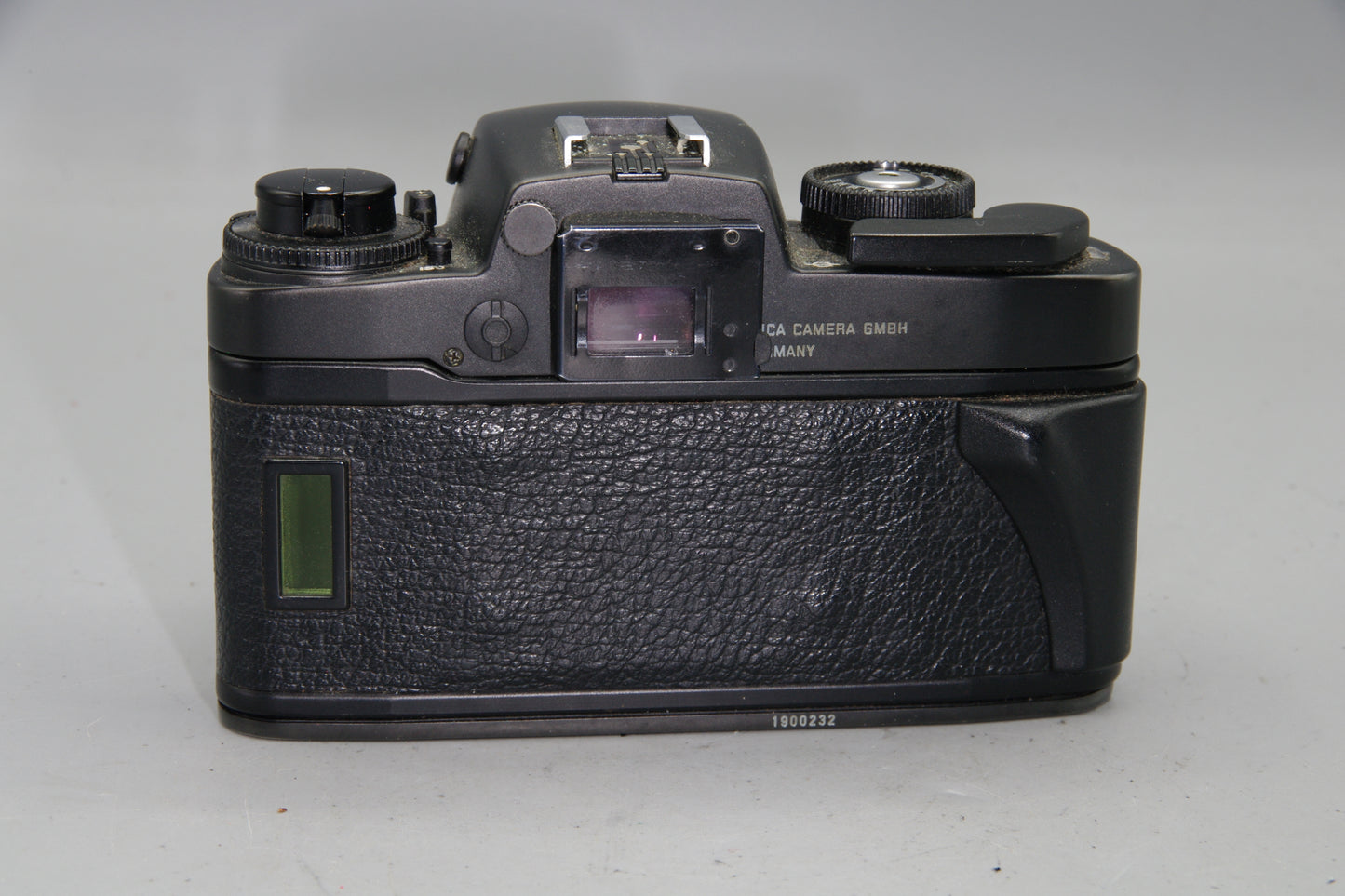 Leica R5 35mm SLR Film Camera Germany Manual Focus TTL Metering