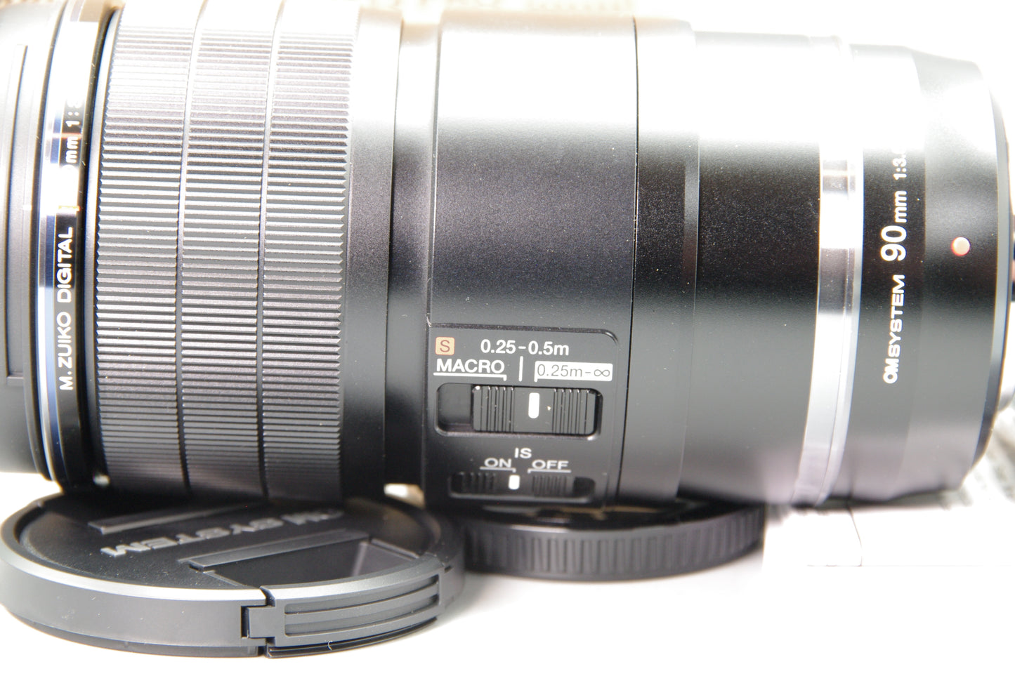 Olympus M.Zuiko ED 90mm F3.5 Macro IS PRO Lens – New Boxed – Unused