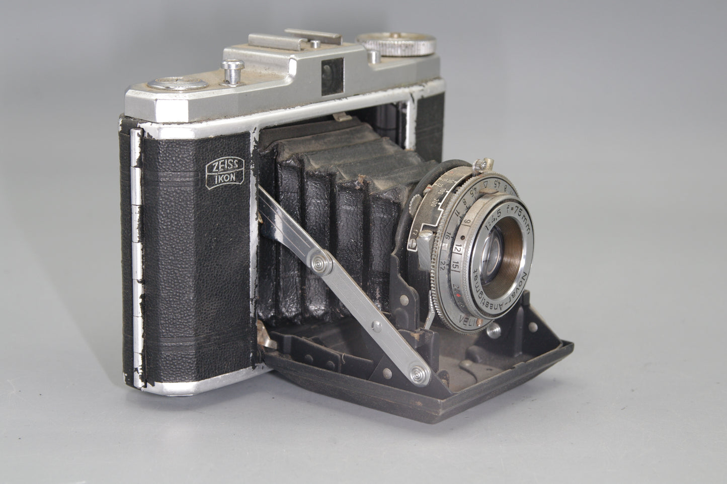 Zeiss Ikon Nettar 518/16 Folding Camera with Novar 75mm F/4.5 Lens