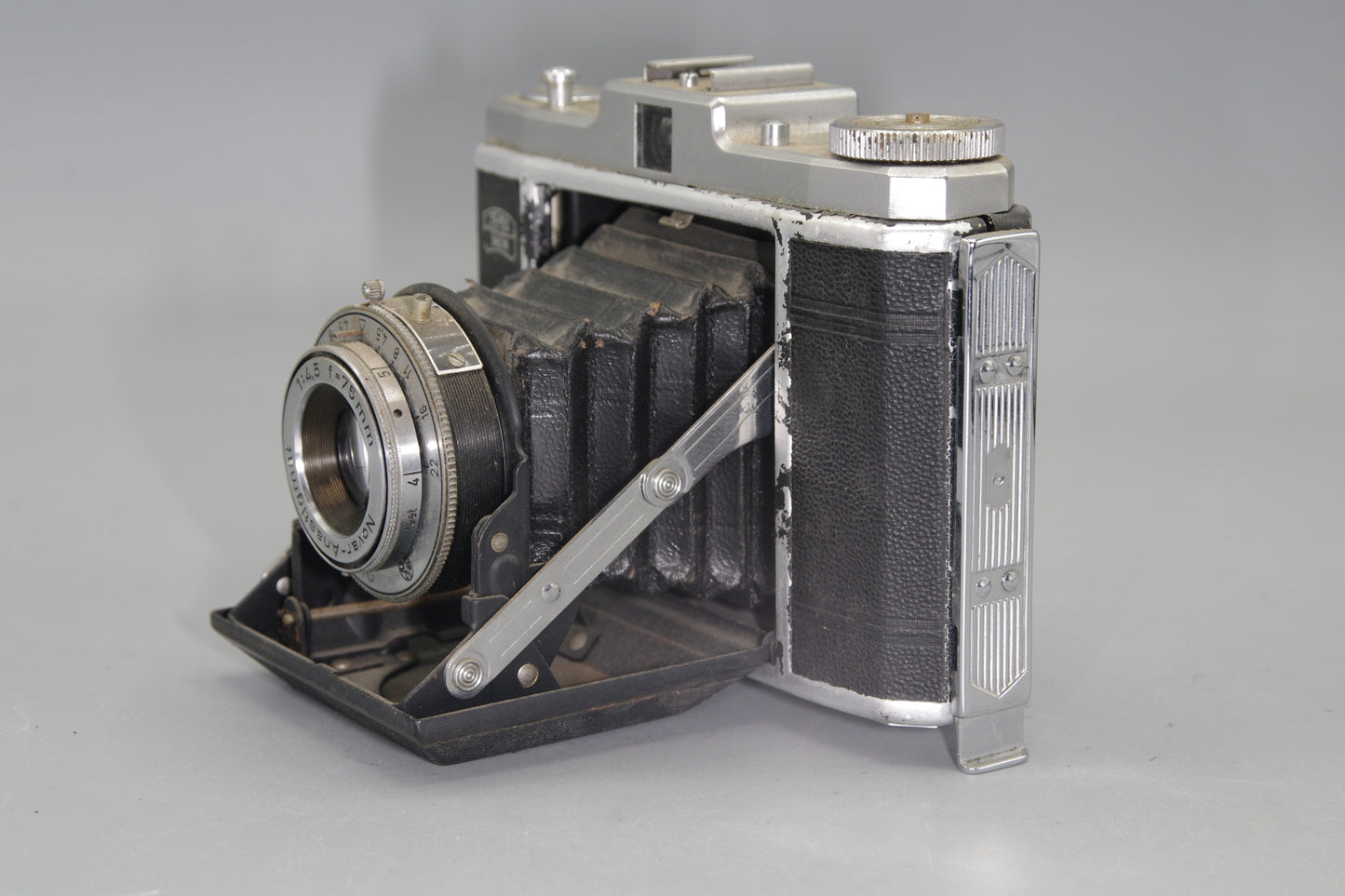 Zeiss Ikon Nettar 518/16 Folding Camera with Novar 75mm F/4.5 Lens