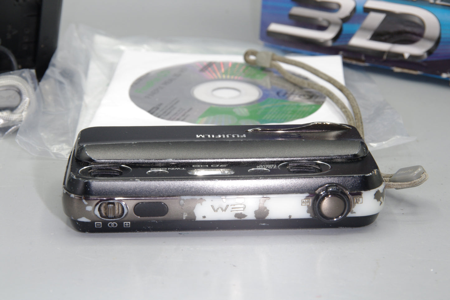 Fujifilm FinePix W3 3D Digital Camera Boxed + Charger + Instructions