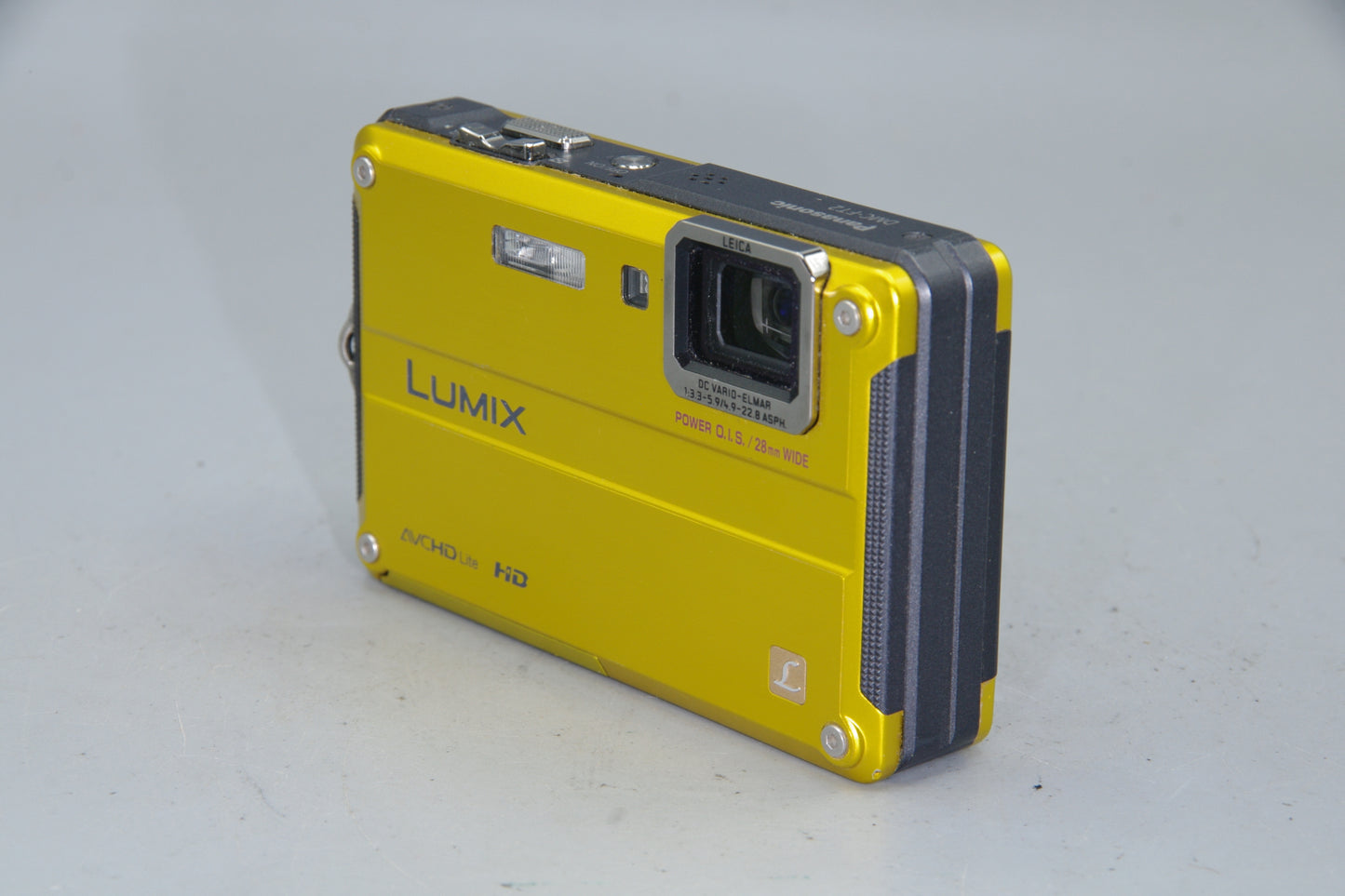 Panasonic Lumix DMC-FT2 Waterproof Shockproof 14MP Digital Camera 2010